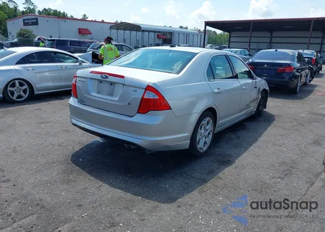 2011 Ford Fusion Se z USA, uszkodzony, nr VIN 3FAHP0HA5BR176935